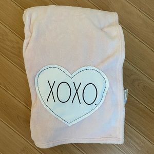Rae Dunn XO Blanket NWOT